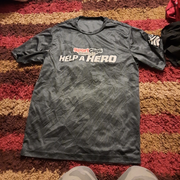 No longer works at Sport Clips - Picture 2 of 16